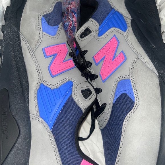 New Balance Other - Levi’s x New balance 580